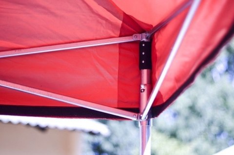NAMIOT HANDLOWY 3 X 6M KONSTRUKCJA OCYNKOWANA NAMIOT HANDLOWY 3 X 6M KONSTRUKCJA OCYNKOWANA