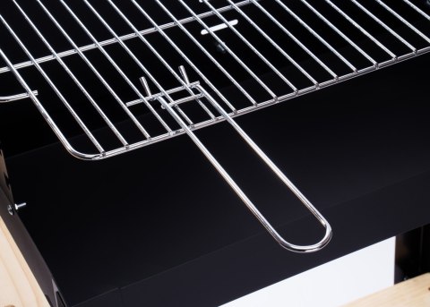 Grill węglowy ogrodowy PARIL na kółkach Grill węglowy ogrodowy PARIL na kółkach