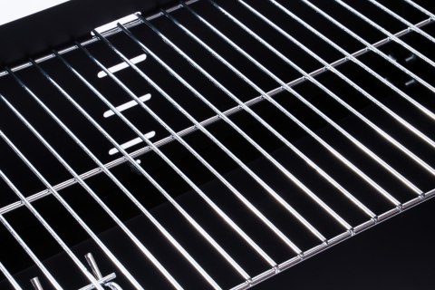 Grill węglowy ogrodowy PARIL na kółkach Grill węglowy ogrodowy PARIL na kółkach